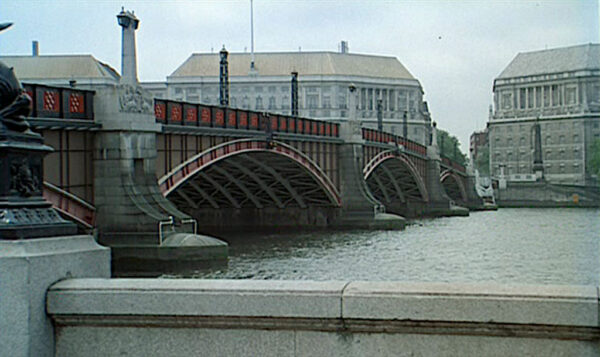 Lambeth Bridge