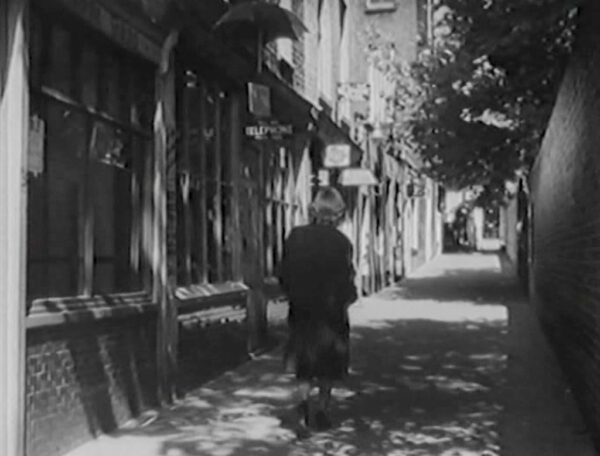 Kensington Church Walk