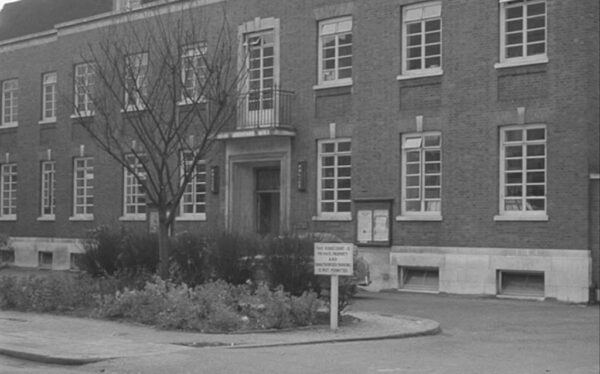 Twickenham Police Station