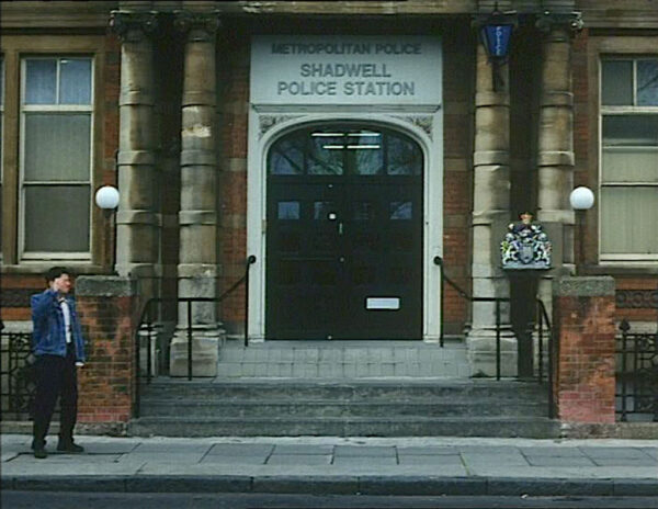 St. George's Town Hall, Cable Street