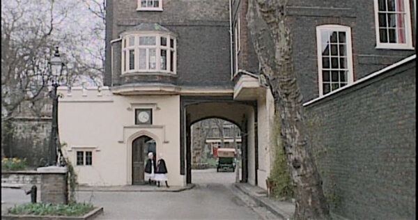 The Gatehoue, Charterhouse